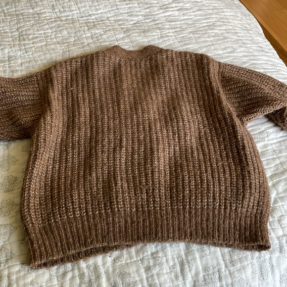 Jaggery Cardigan - Picture 7 of 9